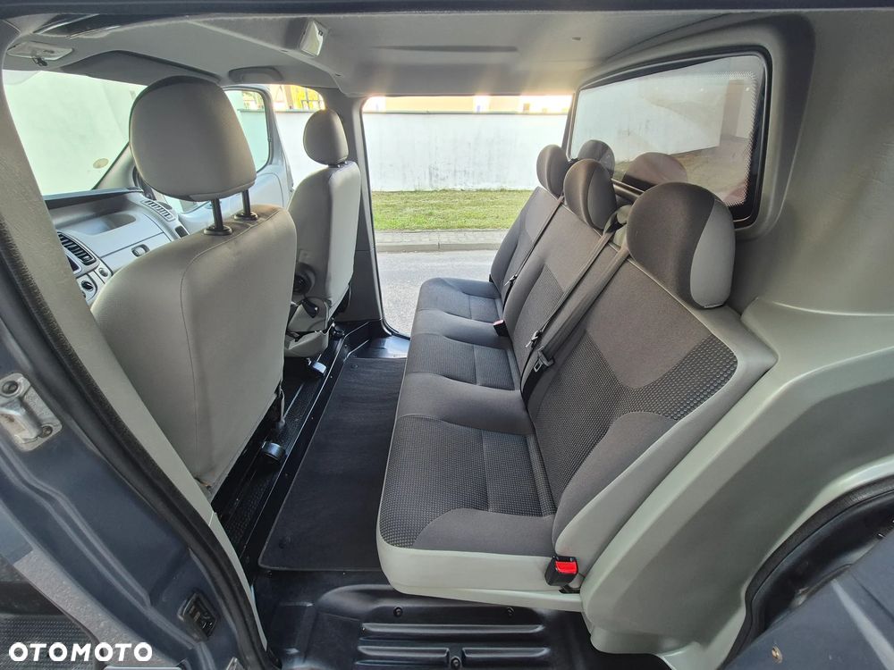 Opel Vivaro - 19