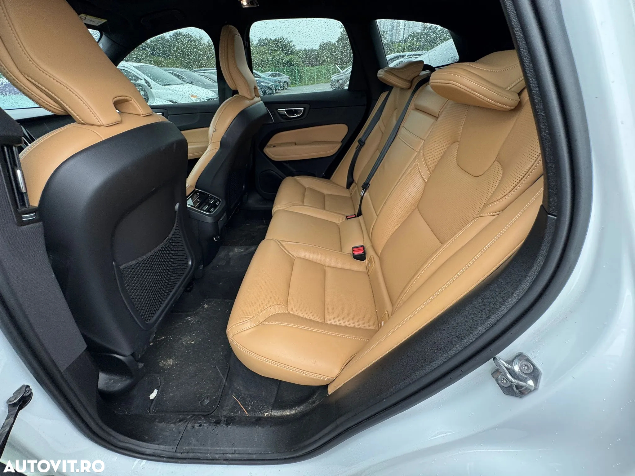 Volvo XC 60 D5 AWD Inscription - 12