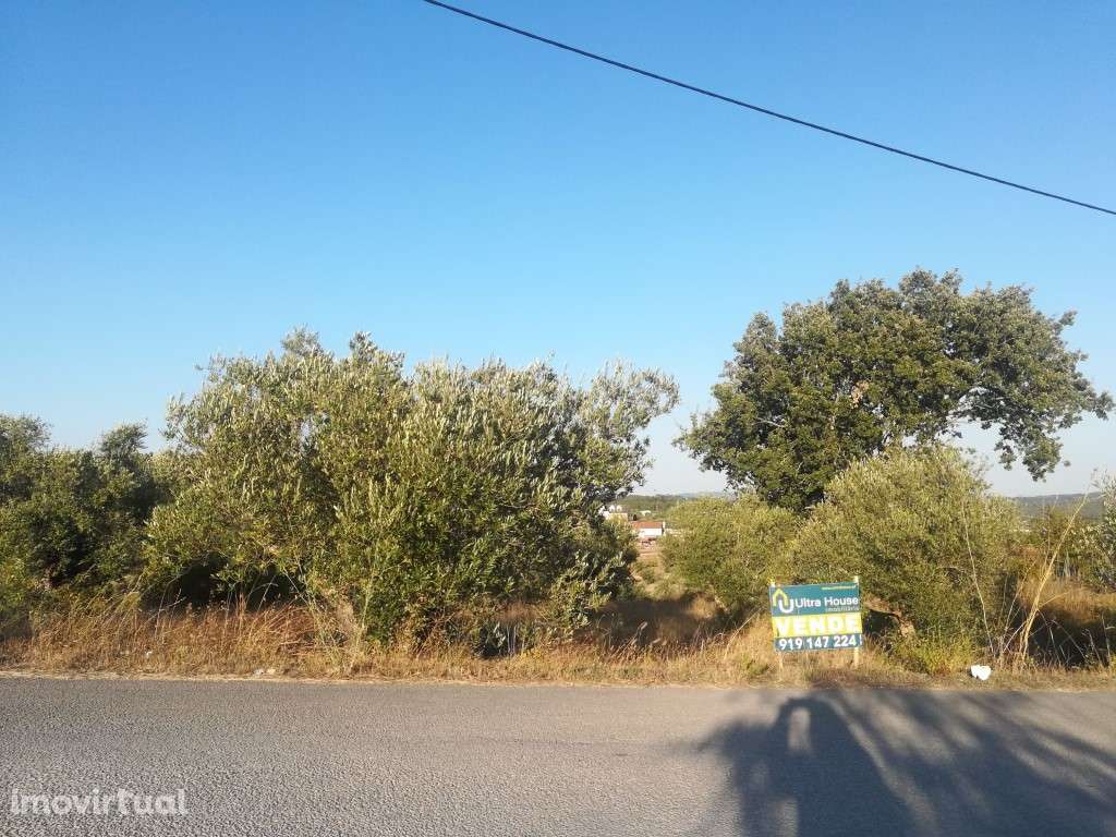 Terreno urbano, com localização de excelência, a poucos minutos da ... - Grande imagem: 2/13