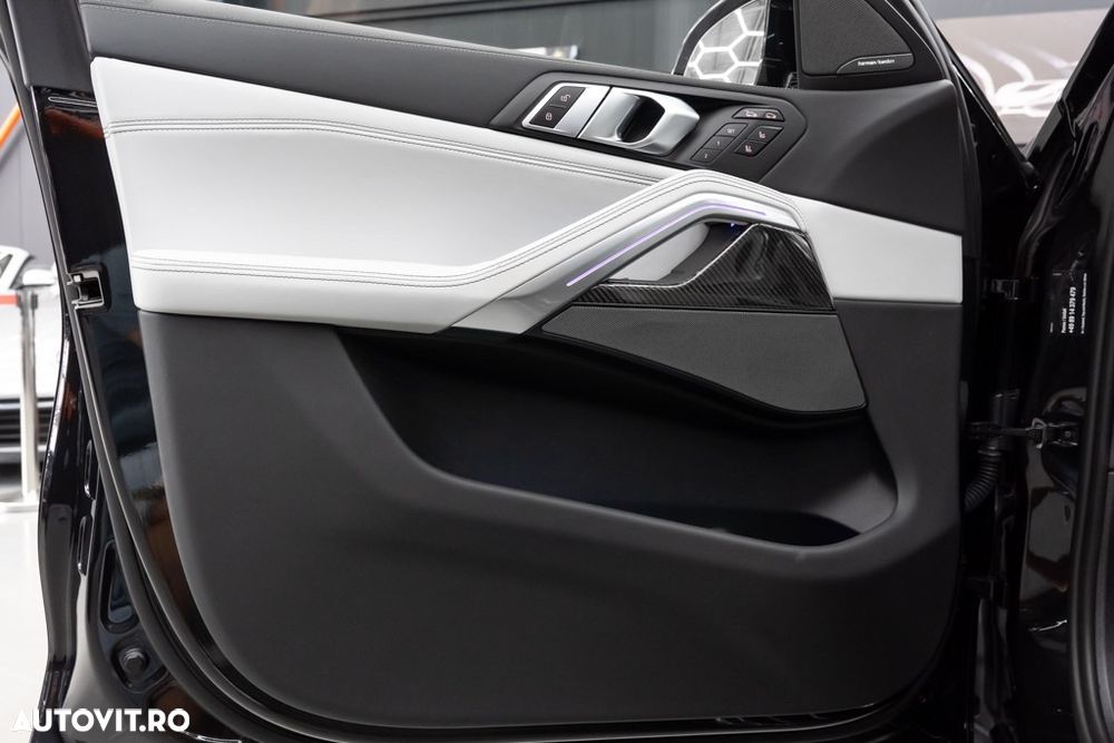BMW X6 M M60i xDrive AT MHEV - 37