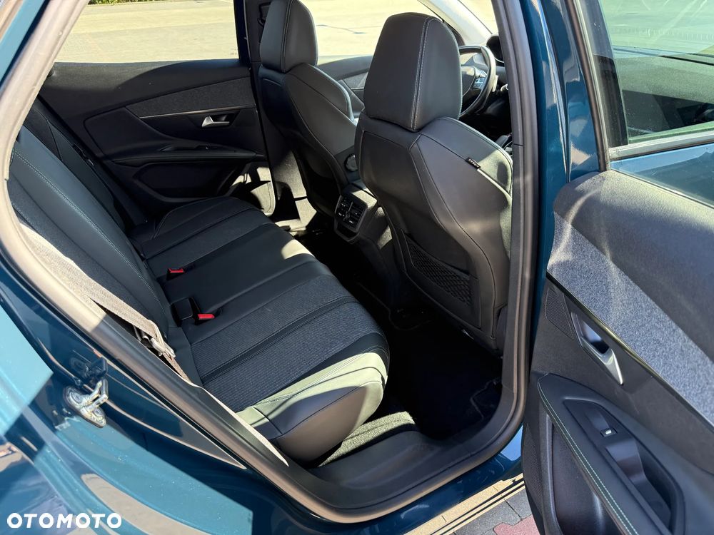 Peugeot 3008 1.5 BlueHDi Allure Pack S&S EAT8 - 14