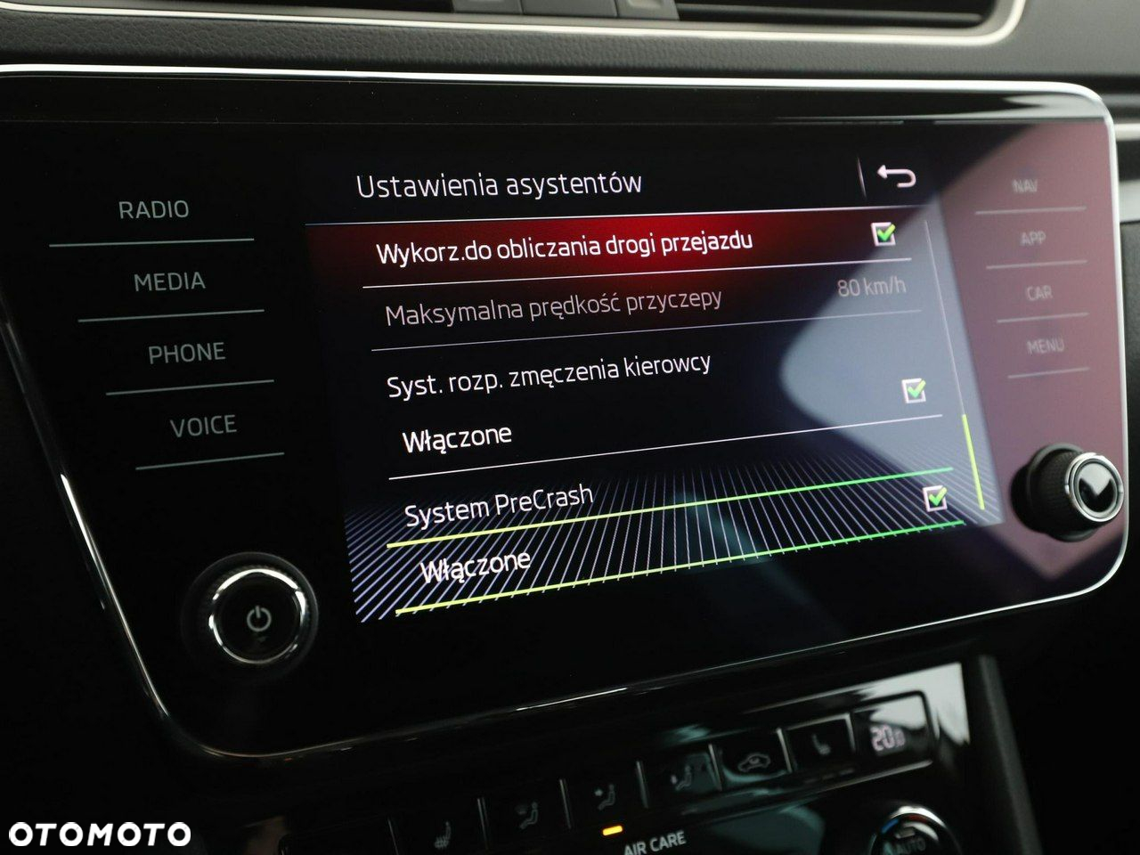 Skoda Superb 2.0 TSI 4x4 DSG Sportline - 28
