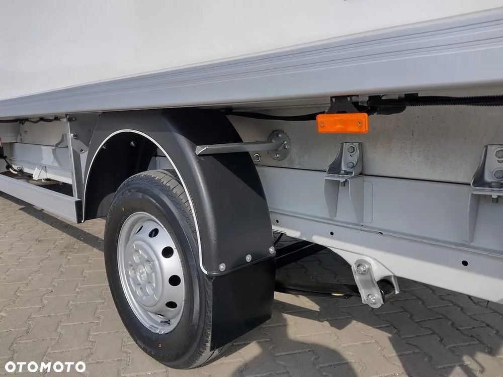 Peugeot Boxer Chlodnia Izoterma 8 Palet - 14