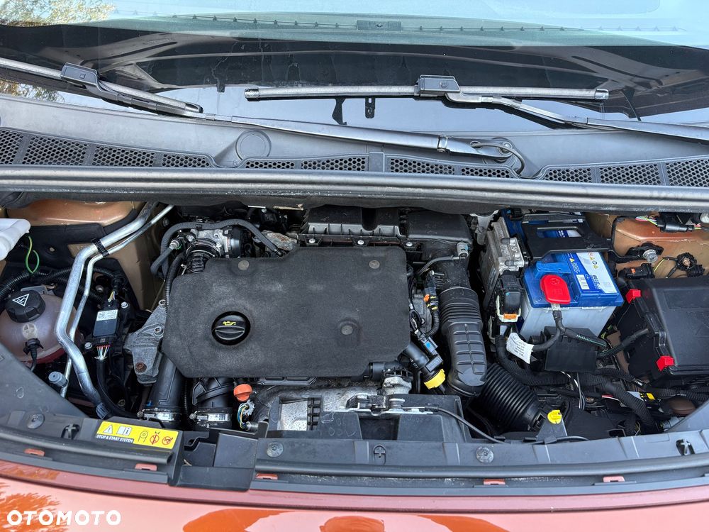 Peugeot Rifter 1.5 BlueHDI GT Line S&S - 16