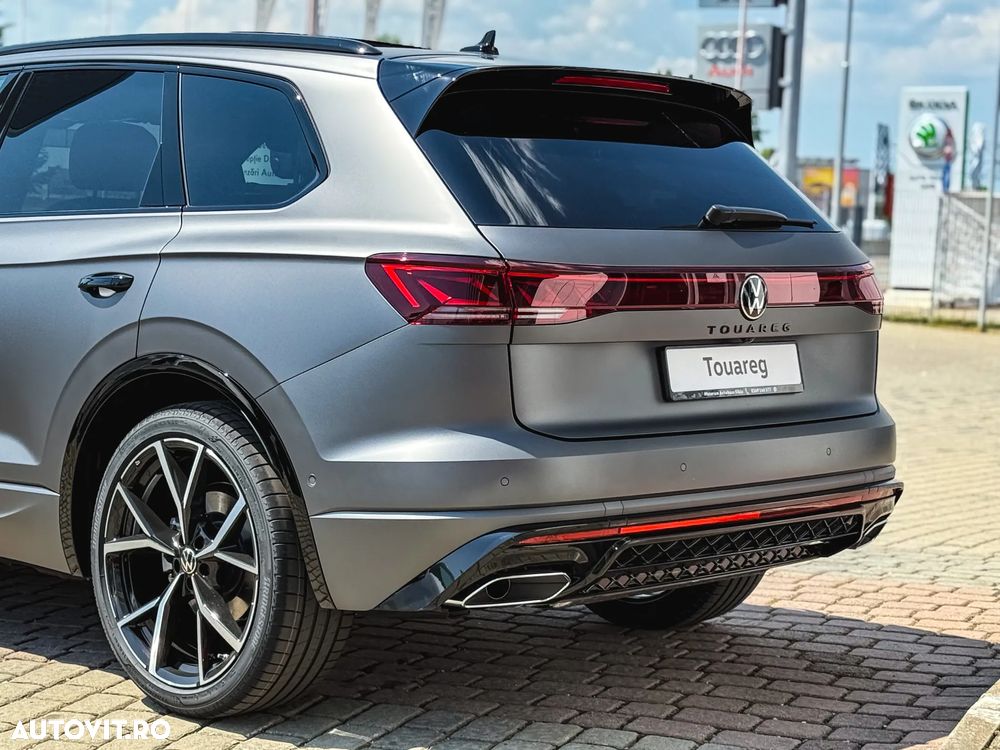 Volkswagen Touareg V6 TDI 4MOTION R-Line - 25