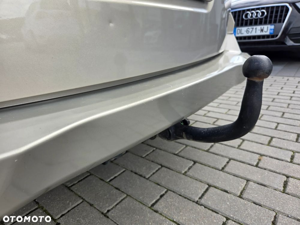Ford Tourneo Courier 1.5 TDCi Ambiente - 6