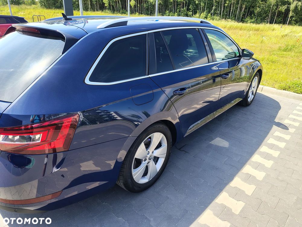 Skoda Superb 2.0 TDI Ambition DSG - 10