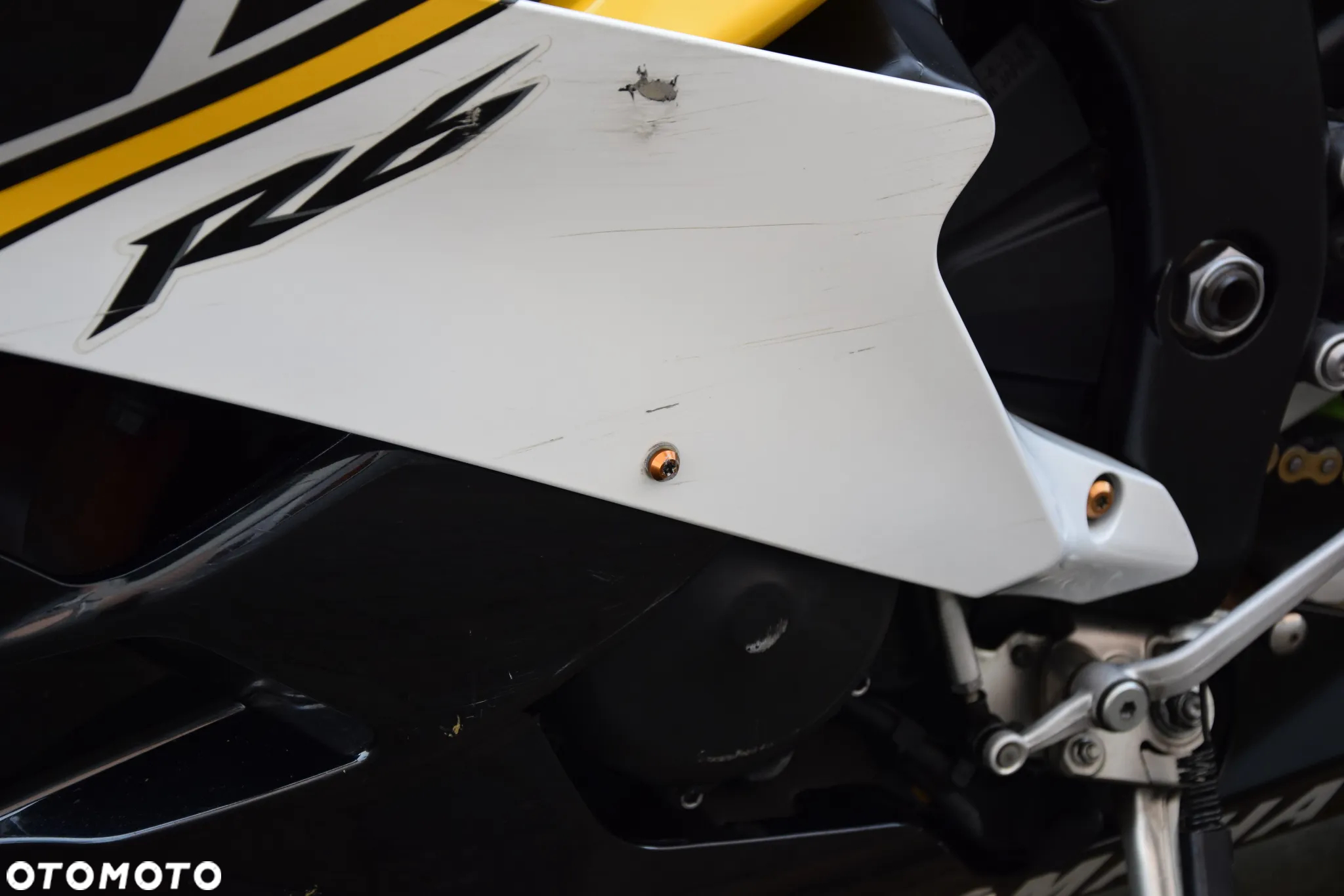 Yamaha R6 - 12