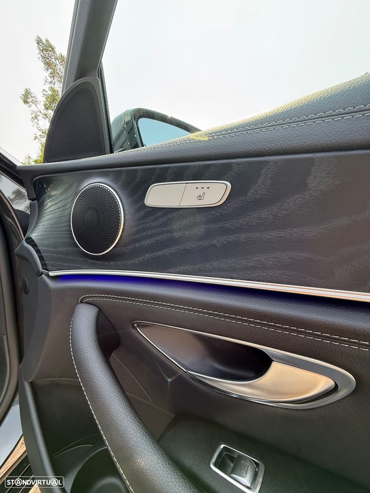 Mercedes-Benz E 300 de 9G-TRONIC AMG Line - 11