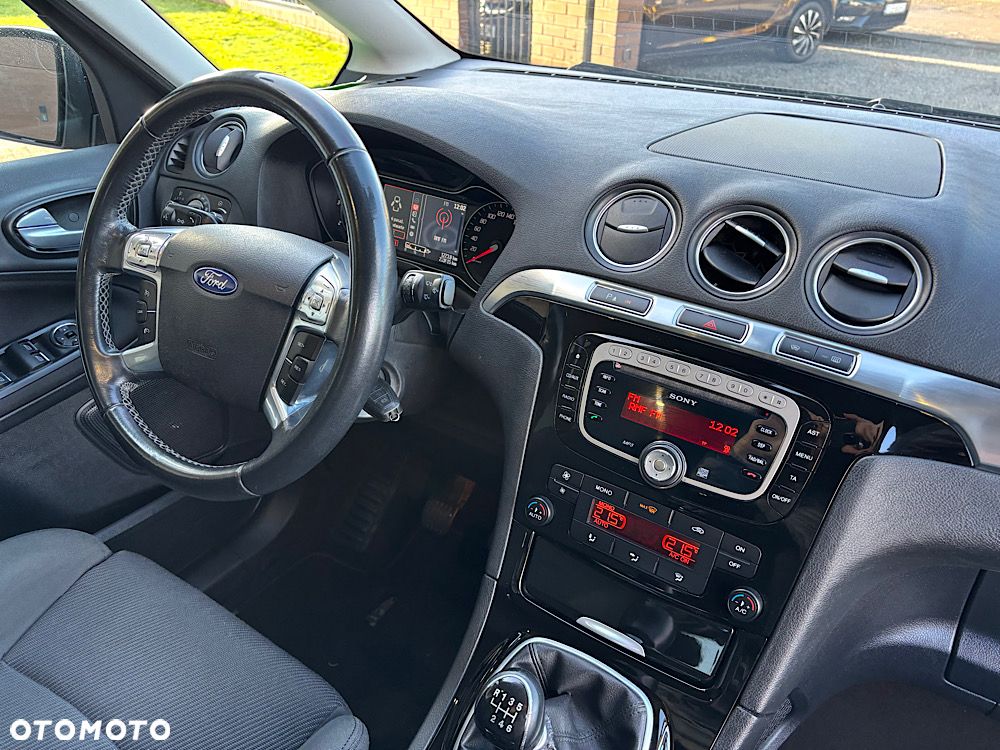 Ford S-Max 2.0 TDCi Titanium - 23