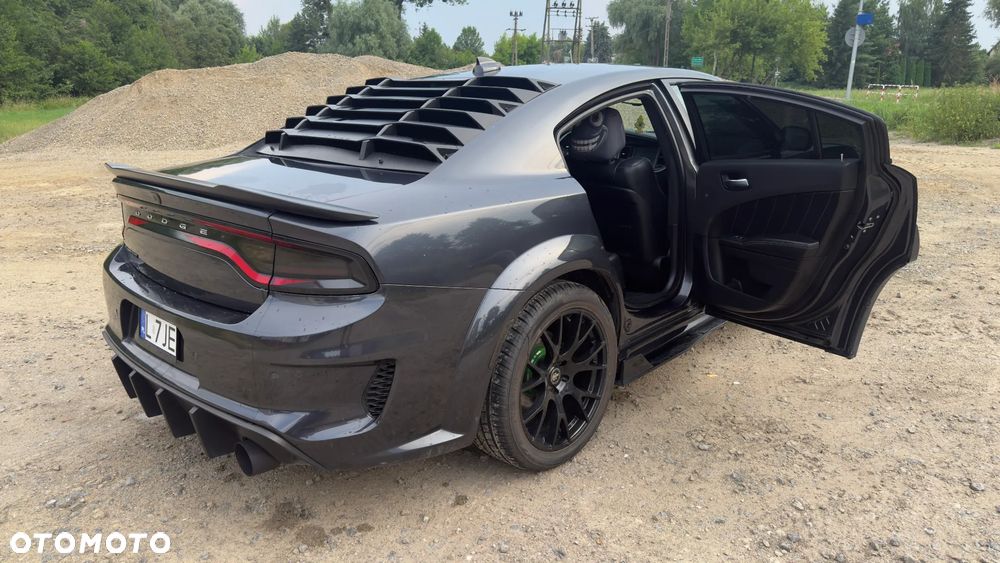 Dodge Charger - 26