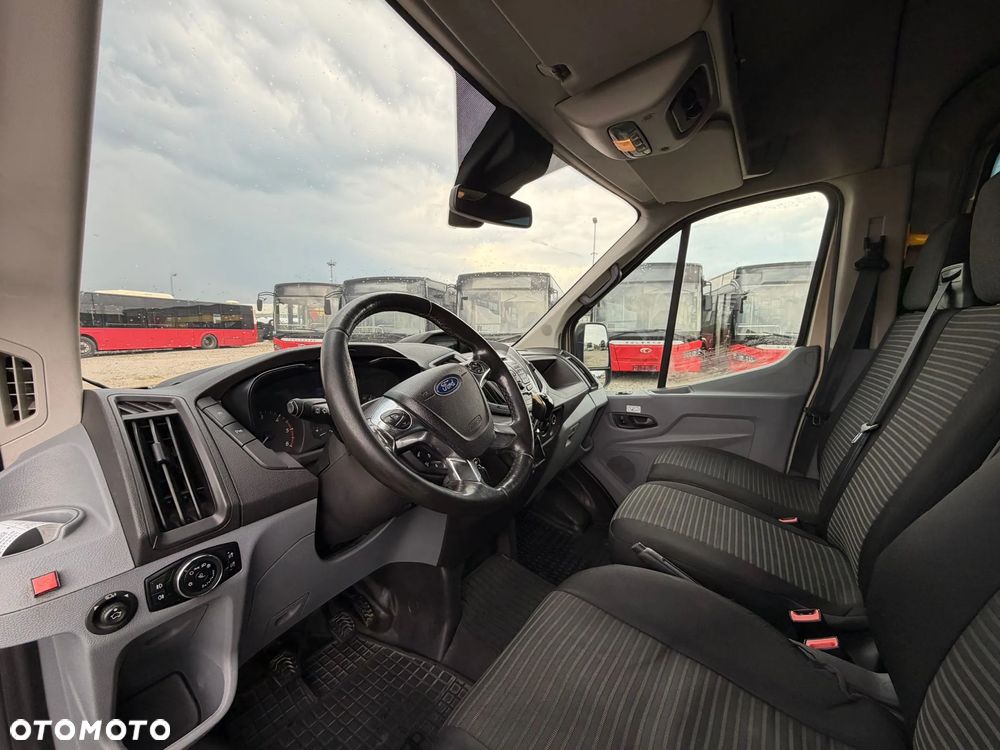 Ford Transit - 19