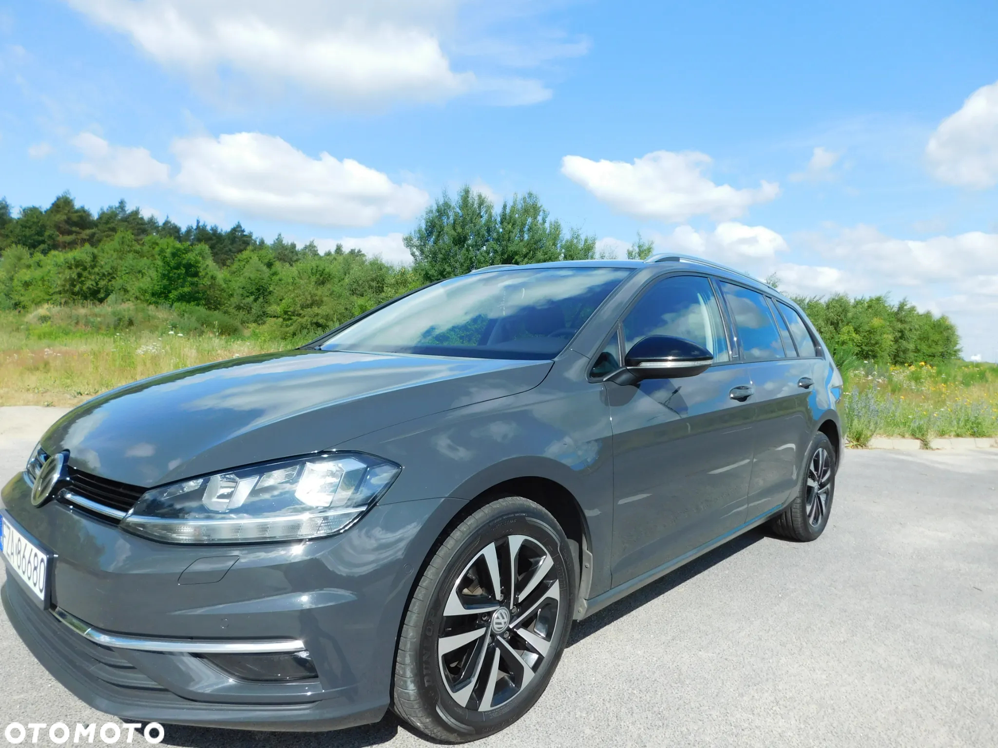 Volkswagen Golf 1.6 TDI SCR IQ.DRIVE - 9