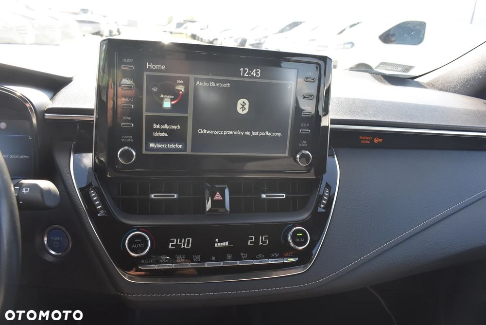 Toyota Corolla 2.0 Hybrid Comfort - 26