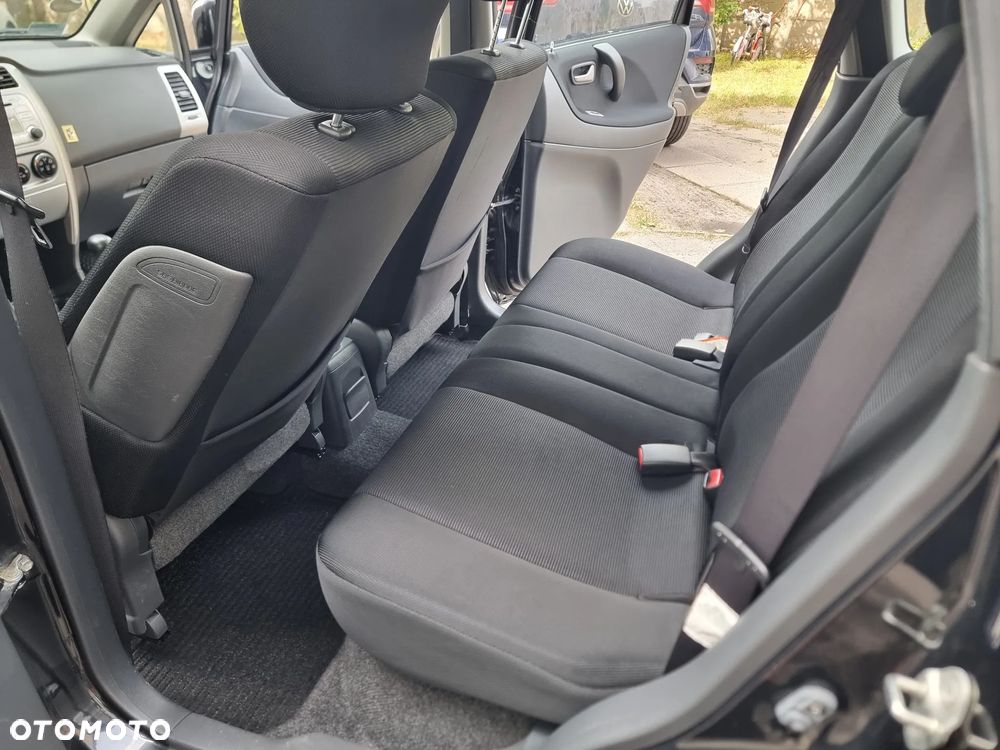 Suzuki Liana Kombi 1.6 Comfort - 23
