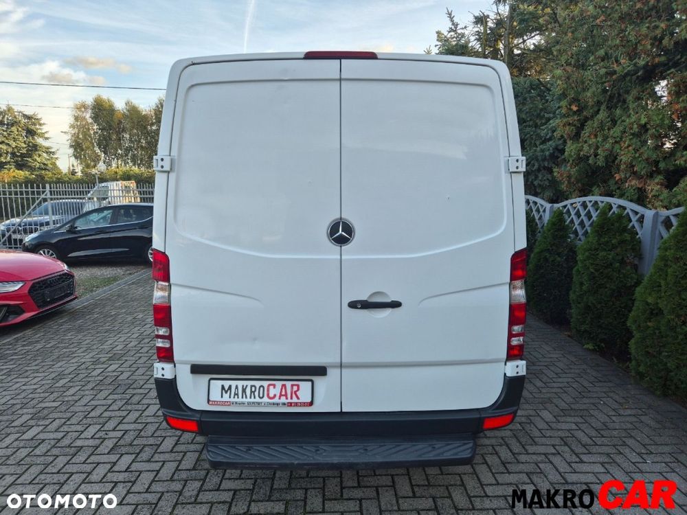 Mercedes-Benz Sprinter - 10
