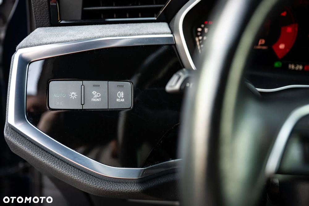 Audi Q3 35 TDI S tronic - 7