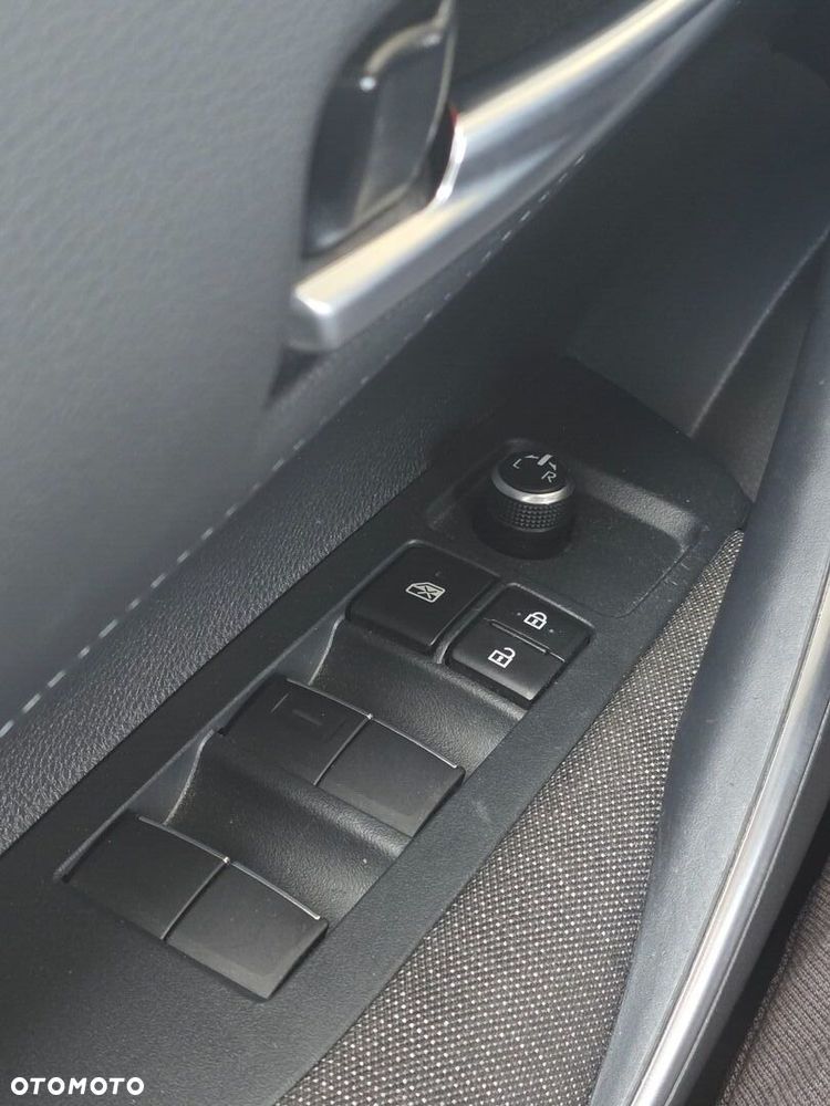 Toyota Corolla 1.8 Hybrid Comfort - 17