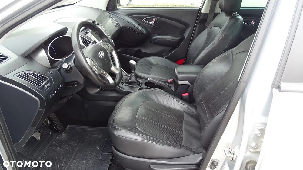 Hyundai ix35 1.7 CRDi 2WD blue Style - 11