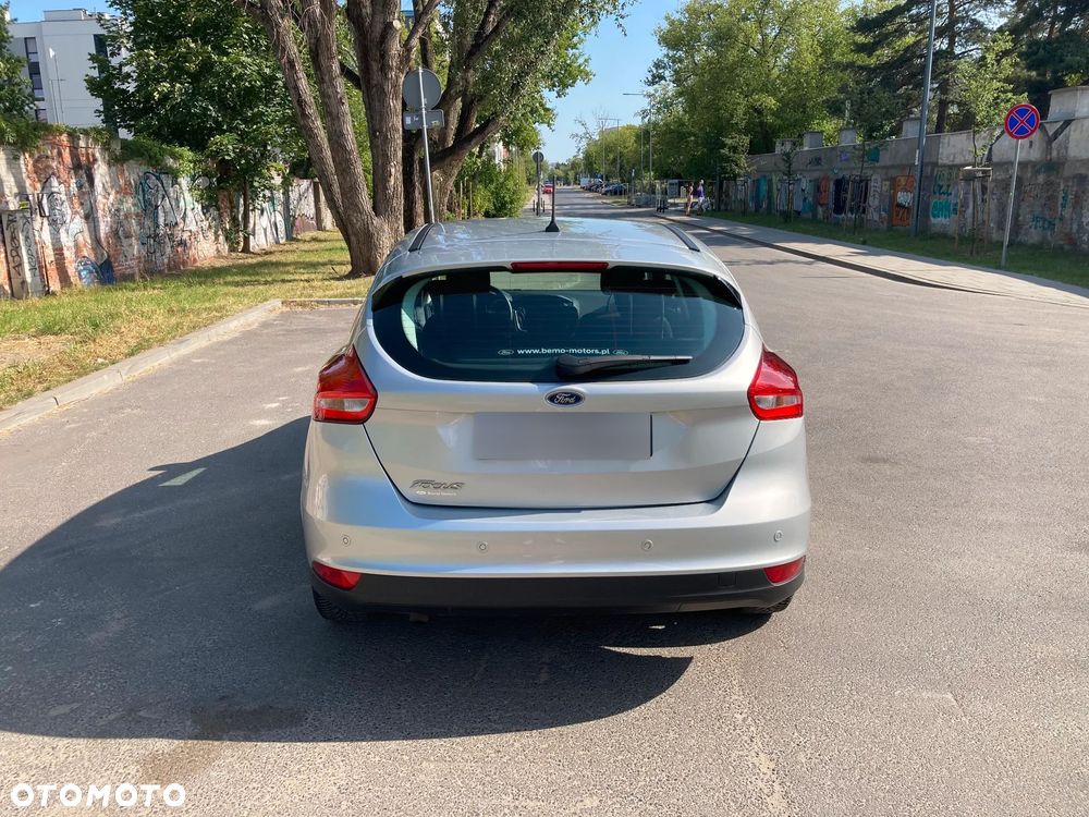 Ford Focus 1.5 TDCi SYNC Edition - 14