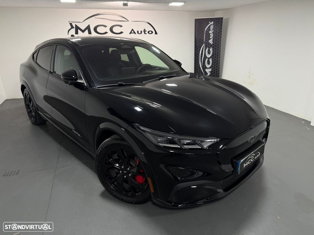 Ford Mustang Mach-E Alargada AWD - 3