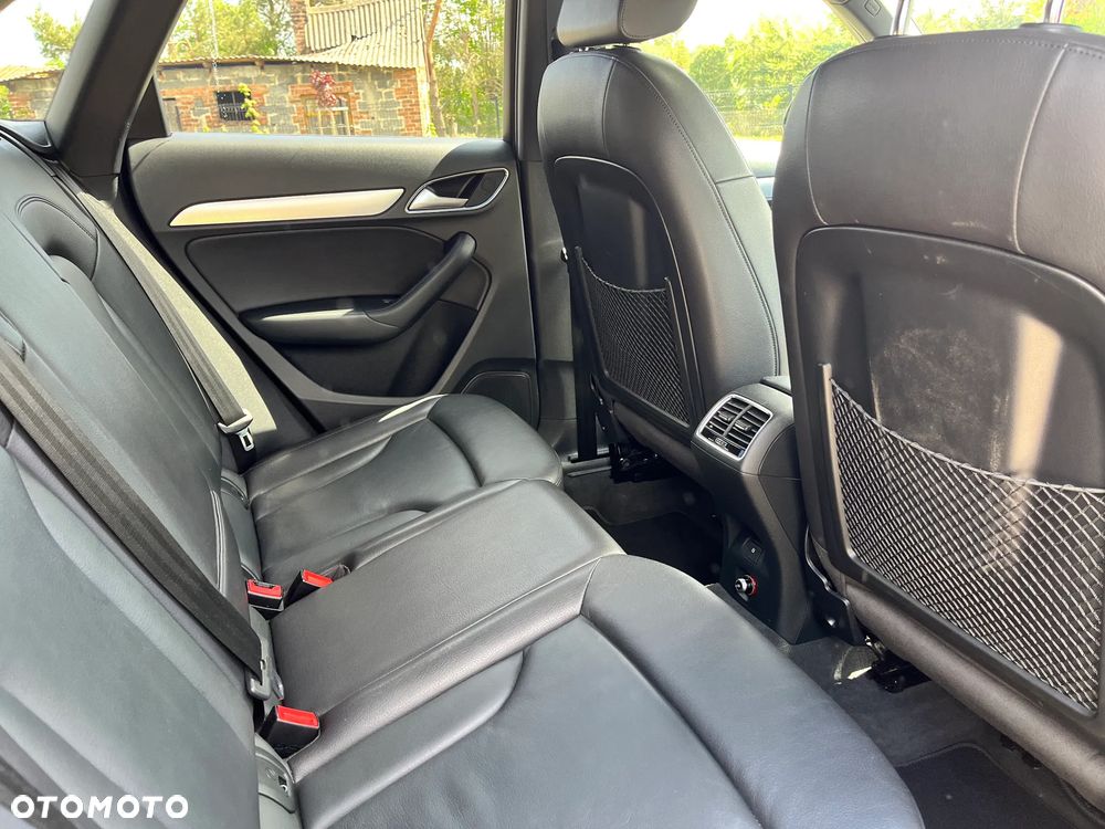 Audi Q3 40 TFSI Quattro S tronic S line - 16
