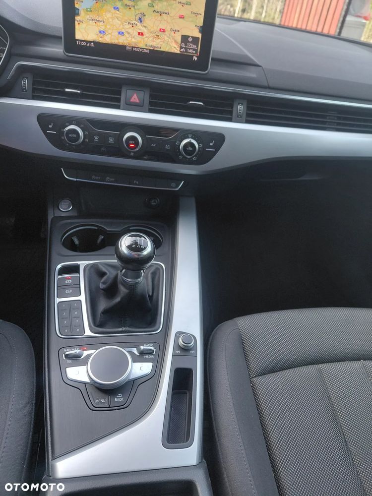 Audi A4 Avant 2.0 TDI - 16