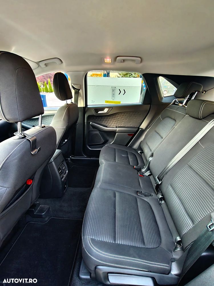 Ford Kuga 2.0 EcoBlue mHEV FWD Titanium - 8