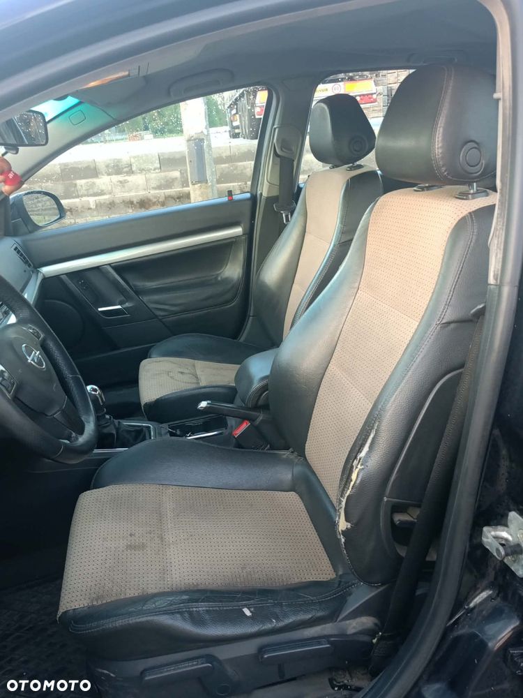 Opel Vectra 1.9 CDTI - 8