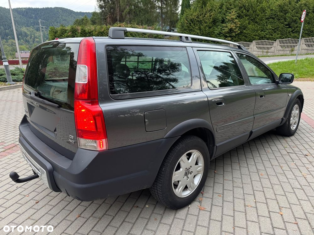Volvo XC 70 2.4D5 AWD Summum - 4