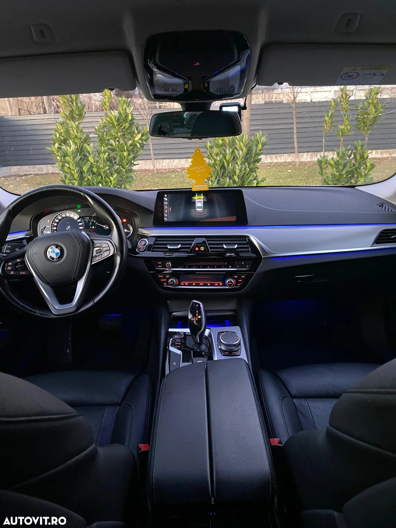 BMW Seria 5 520d xDrive AT - 10