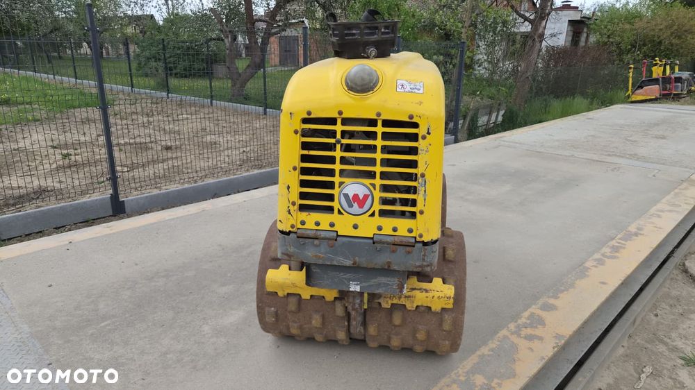 Wacker Neuson RT 82 SC3 Walec okołkowany kołek 1500kg wibracyjny SC pilot - 5