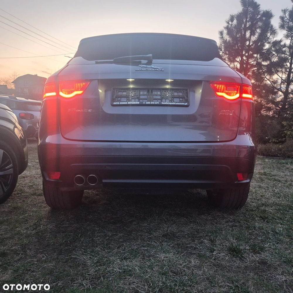 Jaguar F-Pace 20d AWD R-Sport - 37
