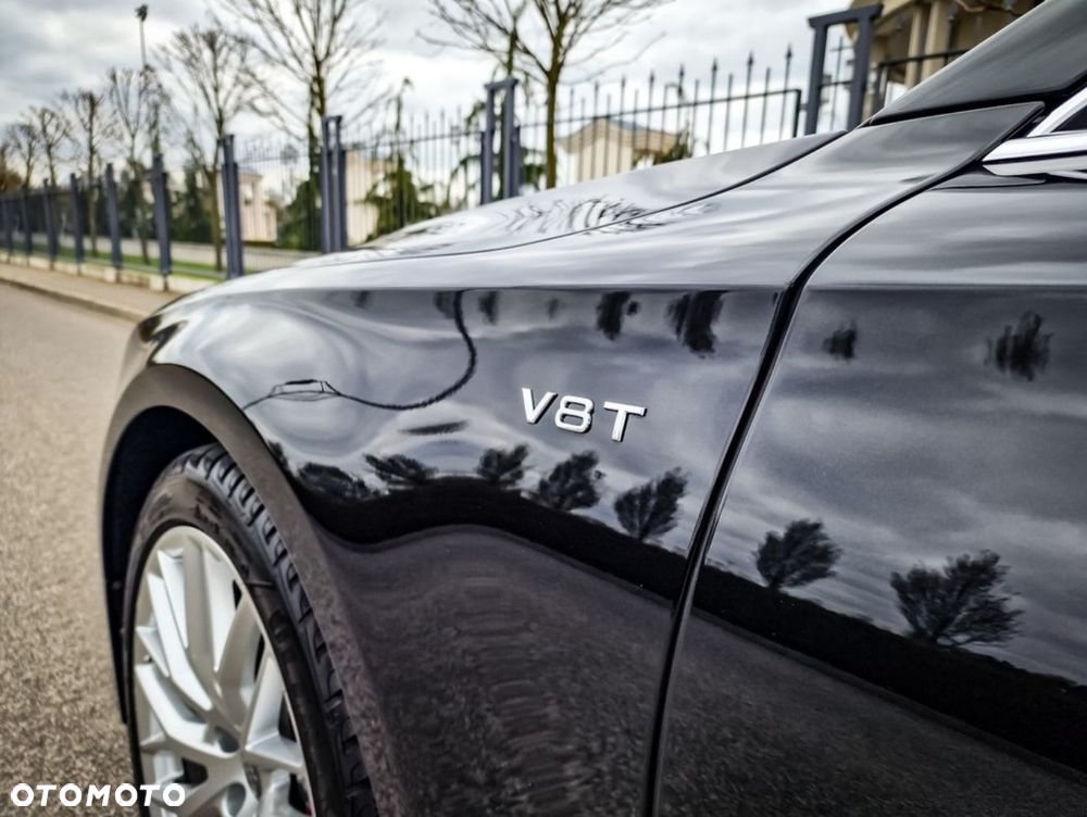 Audi S8 - 13