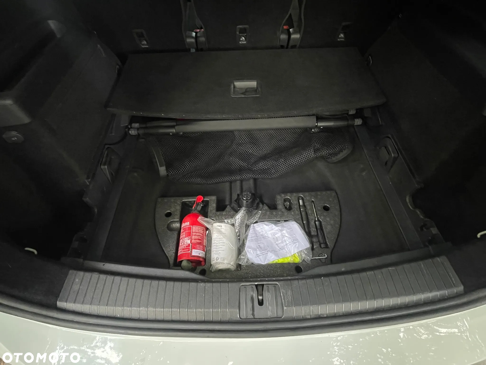 Volkswagen Touran 2.0 TDI BMT Comfortline DSG - 19