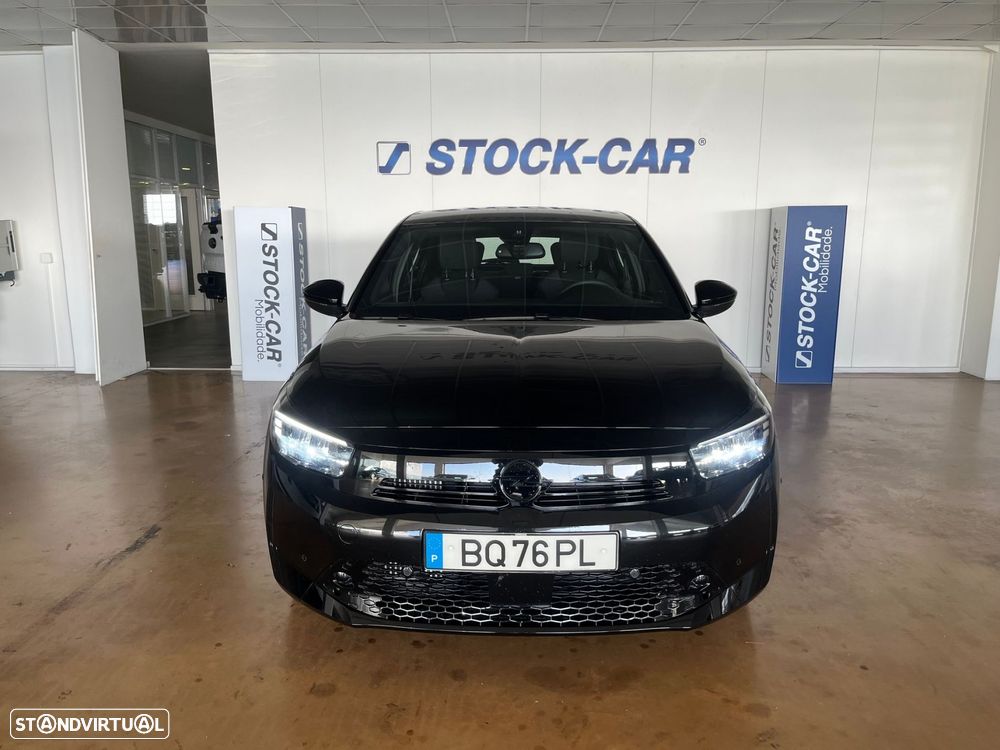 Opel Corsa 1.2 T GS - 2