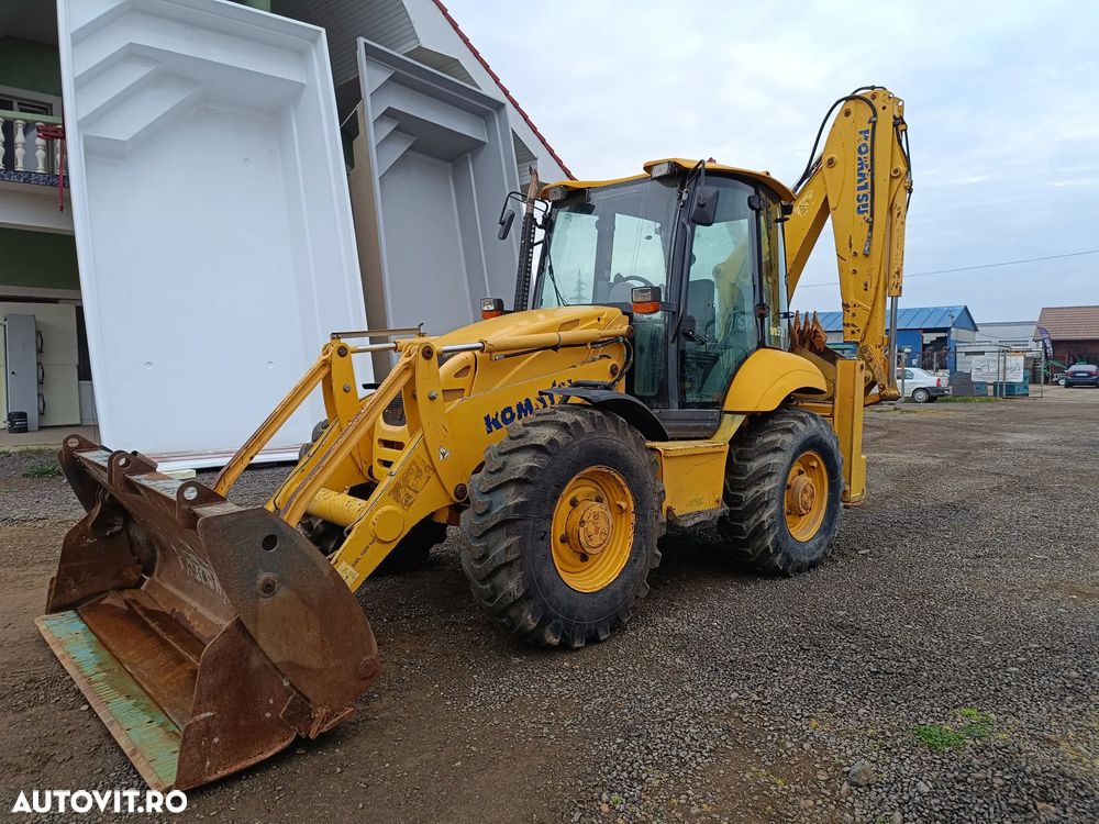 Komatsu WB93S-5E0 - 4