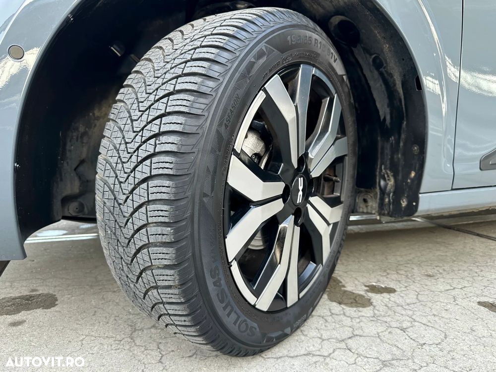 Dacia Logan TCe 90 CVT Prestige - 32