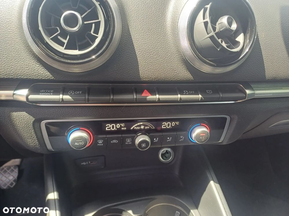 Audi A3 Sportback 35 TFSI - 19