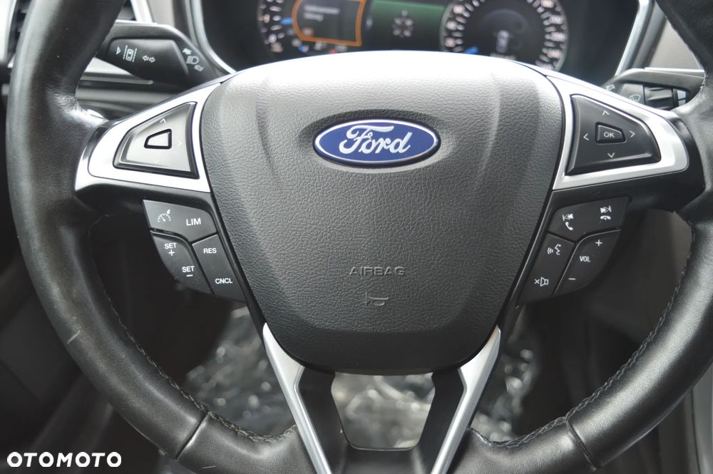 Ford Mondeo 2.0 TDCi Titanium - 19