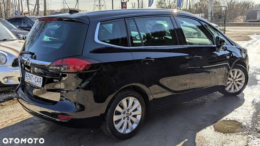 Opel Zafira - 10