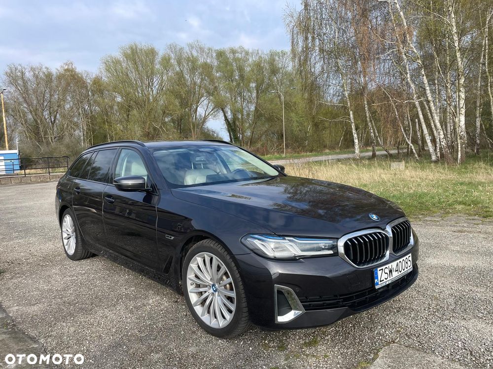 BMW Seria 5 530e Luxury Line sport - 2