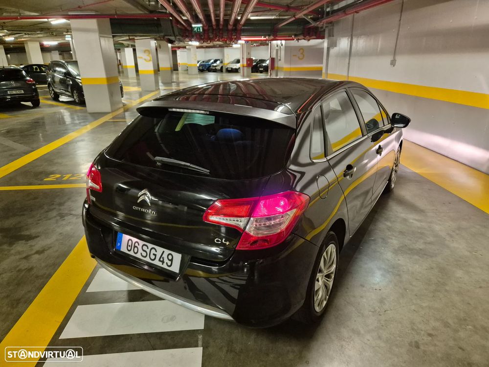 Citroën C4 e-HDi 115 ETG6 Selection - 12