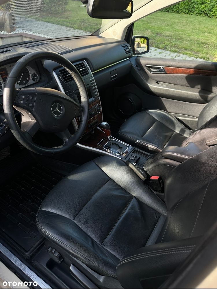 Mercedes-Benz Klasa B 180 CDI Autotronic Special Edition - 9