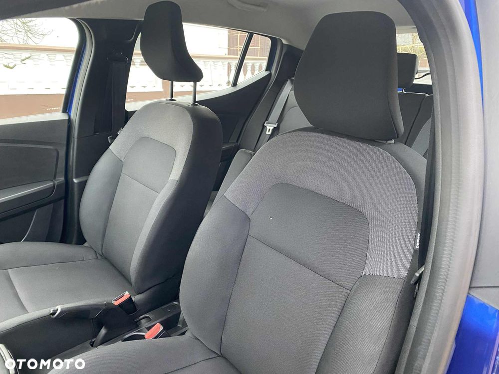 Dacia Sandero SCe 65 Essential - 9