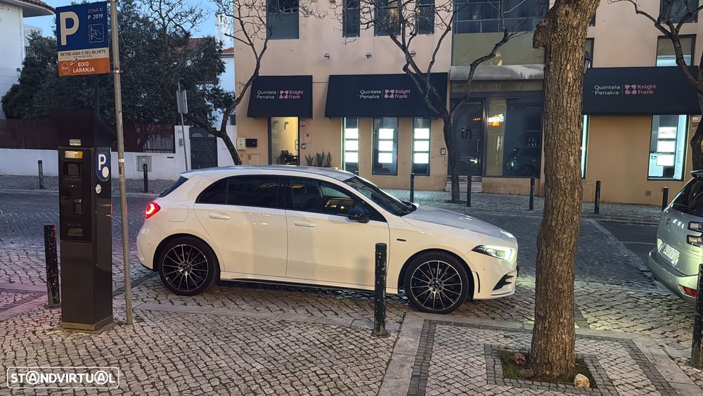 Mercedes-Benz A 250 e AMG Line - 24