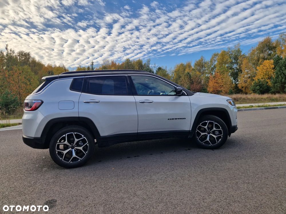 Jeep Compass - 13