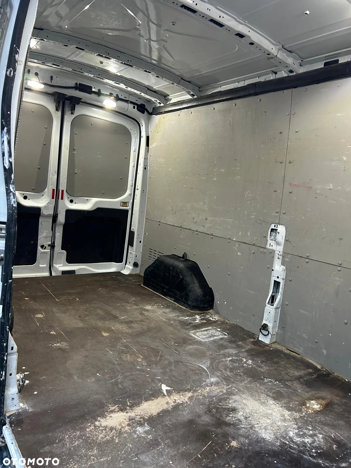 Ford TRANSIT - 8