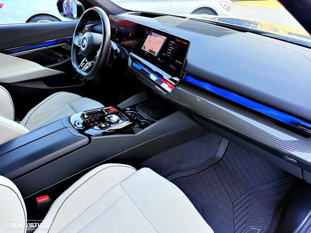 BMW M5 Standard - 27