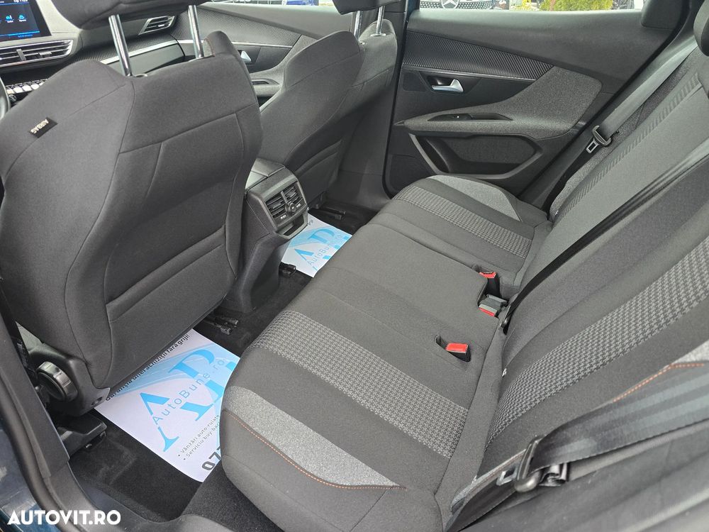 Peugeot 3008 BlueHDi 130 Stop & Start EAT8 Active Pack - 10